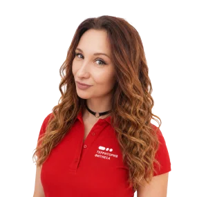 Анна Захарова